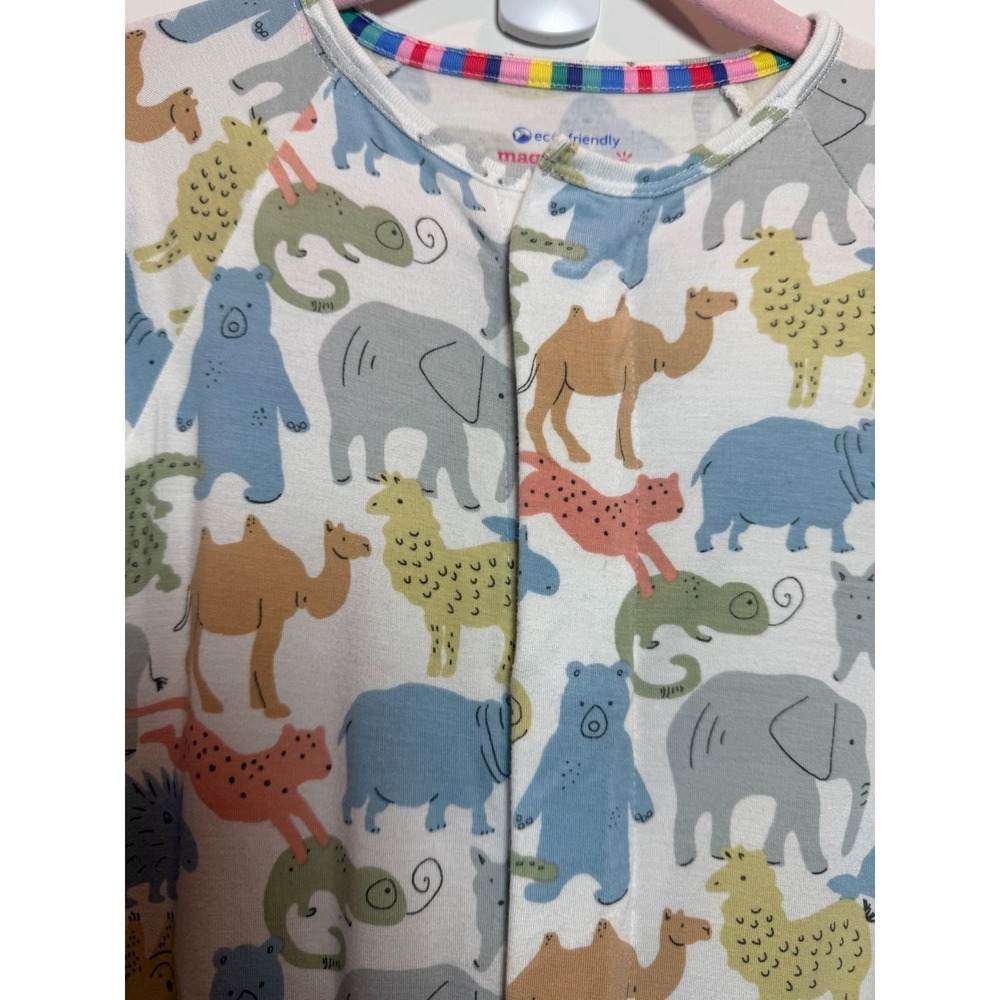 Magnetic Me Animal Print Magnetic Footie Sleeper 18-24 Months Rainbow Trim - Picture 3 of 5